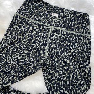 Army green leopard print leggings